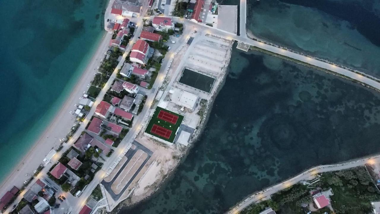 考尔罗托客房公寓 帕格 外观 照片