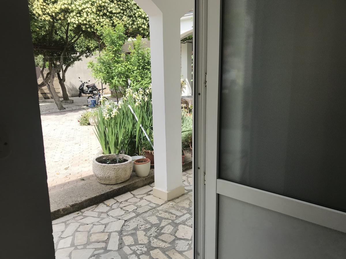 考尔罗托客房公寓 帕格 外观 照片